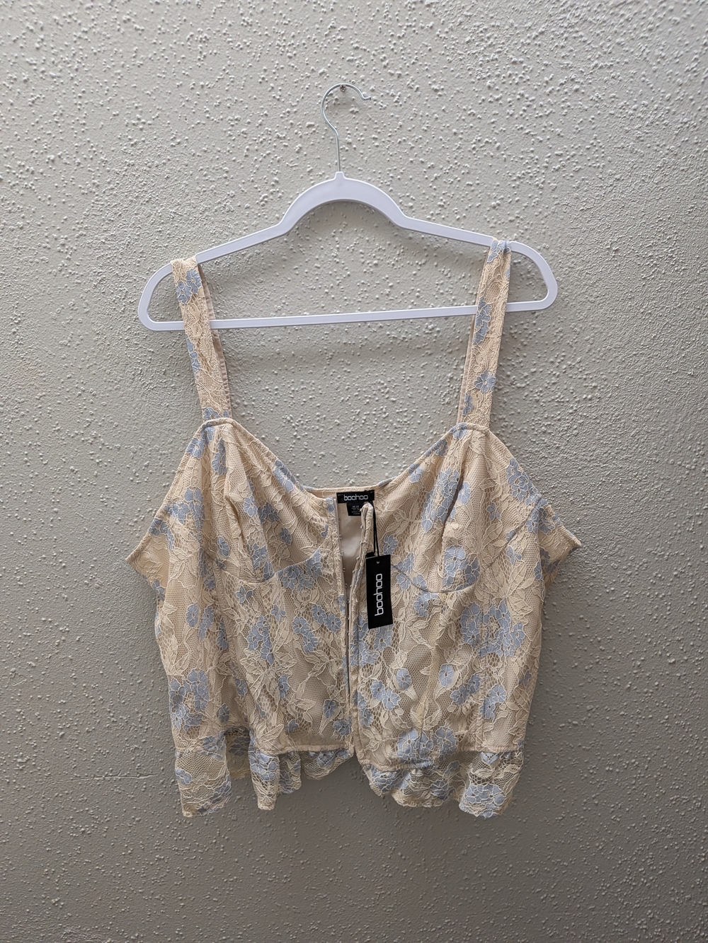 Boohoo Plus Beige Floral Lace Crop Top with Corset Closure